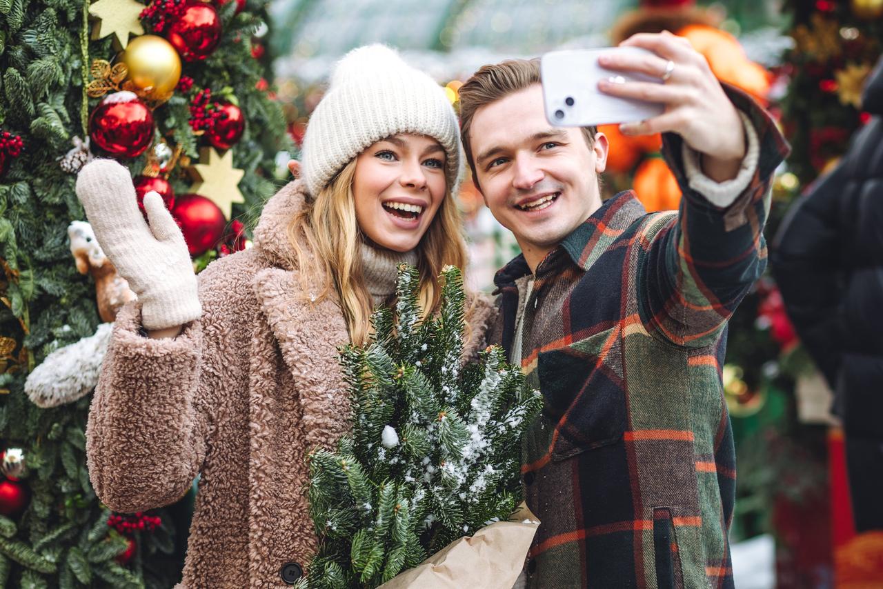 Planes navideños en pareja: 12 ideas para disfrutar diciembre en casa